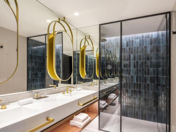 Renaissance Porto Lapa Hotel : photo 6 de la chambre chambre lit king-size deluxe - vue sur ville