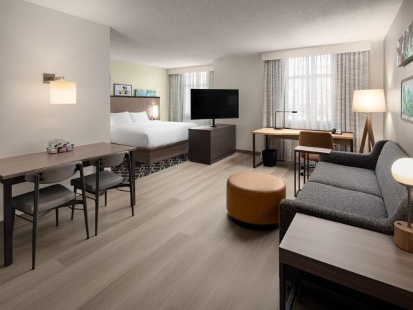 Residence Inn Portland Downtown/RiverPlace : photo 1 de la chambre studio