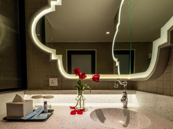 Grand Swiss-Belhotel Melaka : photo 3 de la chambre chambre lit king-size deluxe