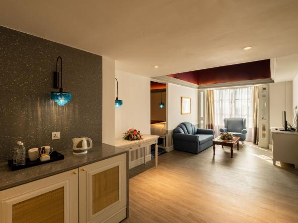 Grand Swiss-Belhotel Melaka : photo 3 de la chambre suite premier