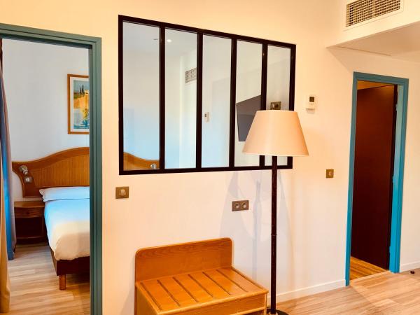 Hôtel Esprit d'Azur : photo 3 de la chambre suite familiale