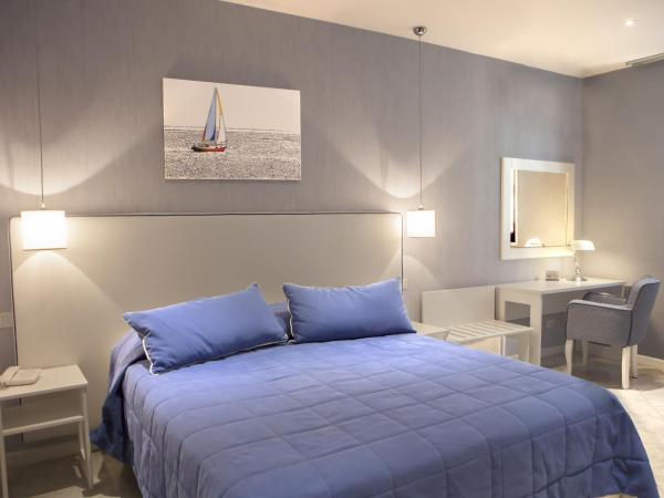 Hotel Nice : photo 3 de la chambre chambre double ou lits jumeaux Économique