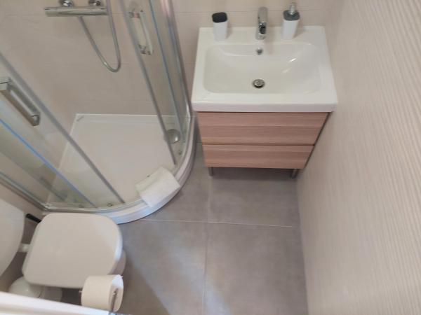 Apartments Nino 1 : photo 4 de la chambre studio avec balcon