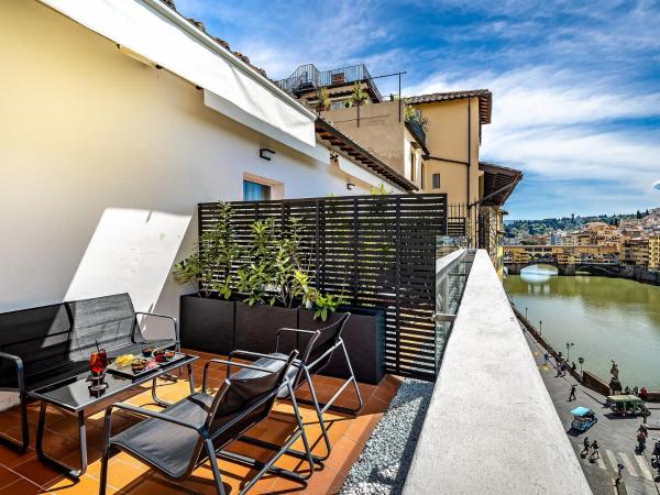 Palazzo Alfieri Residenza D'Epoca - Alfieri Collezione : photo 7 de la chambre suite junior de luxe avec terrasse