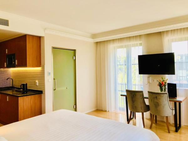 Chassé Hotel Residency : photo 5 de la chambre chambre familiale