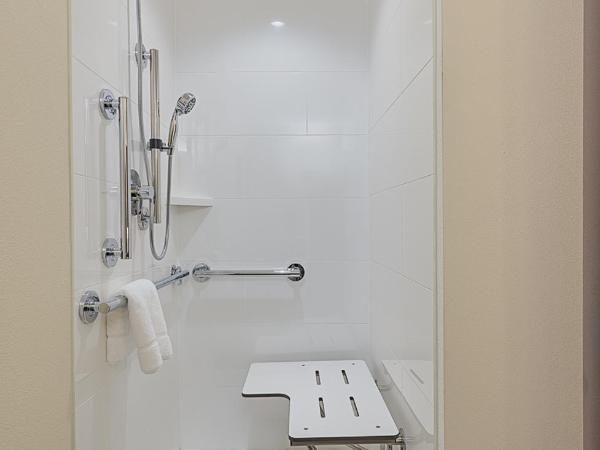 The Portlander Inn and Marketplace : photo 4 de la chambre chambre double - accessible aux personnes à mobilité réduite