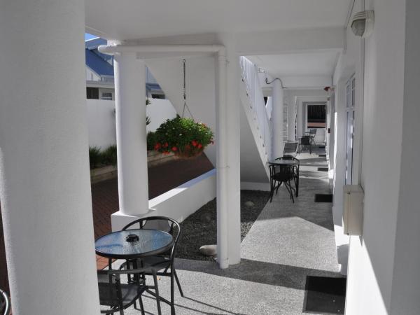 Lakeside Taupo Motel : photo 8 de la chambre studio lit king-size - accessible aux personnes à mobilité réduite