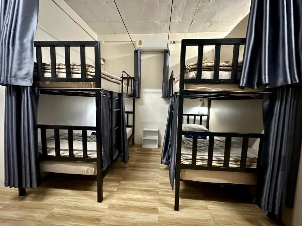 Sweed Dee Hostel : photo 4 de la chambre lit superposé dans dortoir mixte