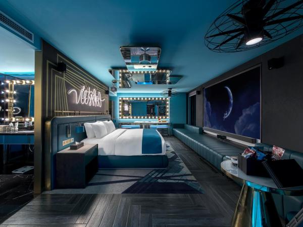 Movietel Shenzhen : photo 2 de la chambre theme deluxe king room