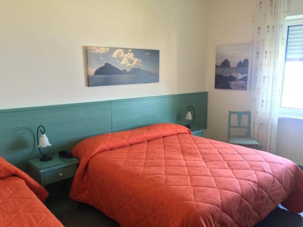 Da Giorgio : photo 7 de la chambre chambre triple - vue sur mer