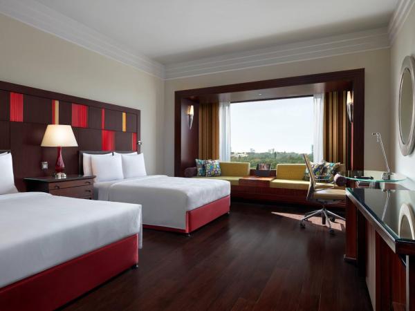JW Marriott Hotel Bengaluru : photo 1 de la chambre executive room club lounge access twin