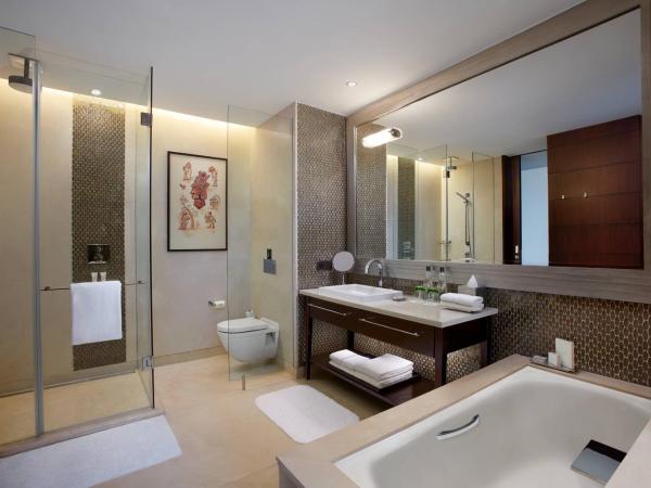 JW Marriott Hotel Bengaluru : photo 4 de la chambre chambre lit king-size de luxe 1