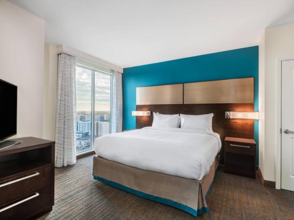 Residence Inn by Marriott Charlotte City Center : photo 3 de la chambre studio lit king-size avec canapé-lit