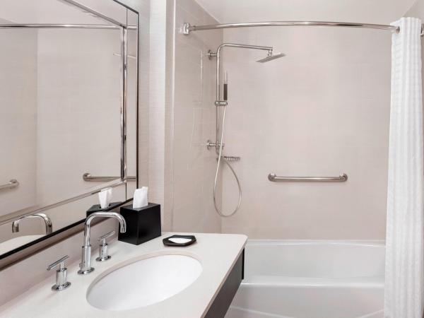 The Westin Atlanta Perimeter North : photo 6 de la chambre chambre traditionnelle avec 1 lit king-size