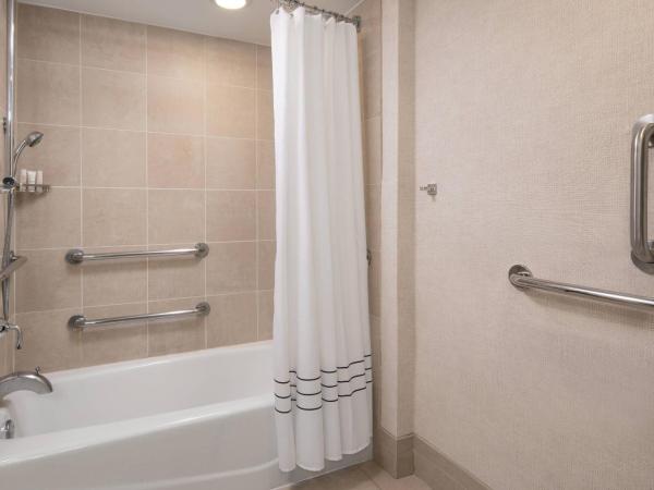 Colorado Springs Marriott : photo 4 de la chambre chambre lit king-size