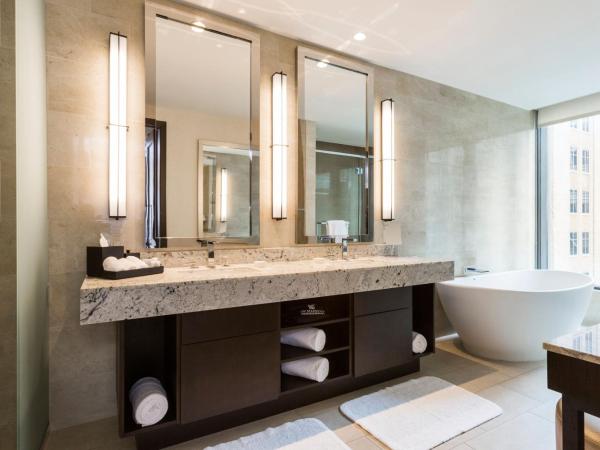 JW Marriott Houston Downtown : photo 8 de la chambre suite exécutive 1 chambre avec canapé-lit king-size