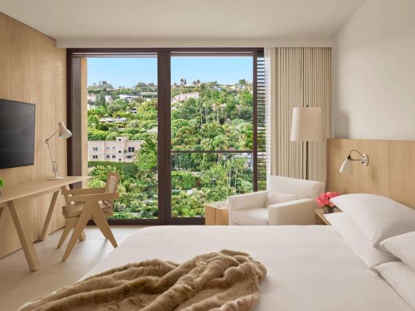 The West Hollywood EDITION : photo 4 de la chambre chambre lit king-size deluxe - vue sur ville
