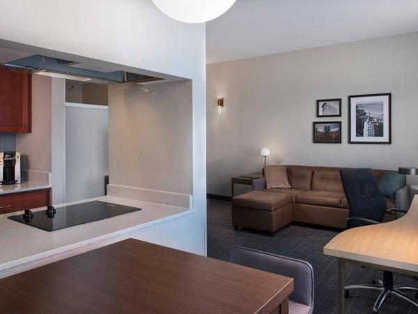 Residence Inn Memphis Downtown : photo 2 de la chambre studio loft - vue sur ville