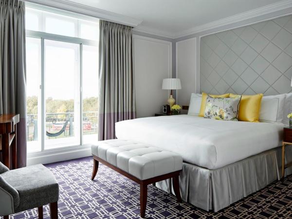 London Marriott Hotel Park Lane : photo 2 de la chambre suite premier avec accès au salon exécutif, 1 lit king-size et canapé-lit