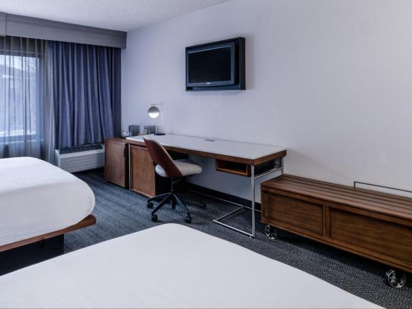 Courtyard Salt Lake City Airport : photo 2 de la chambre chambre double avec 2 lits doubles