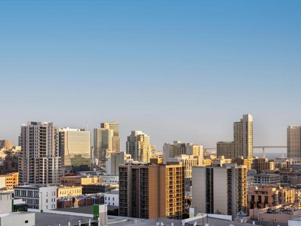The Westin San Diego Gaslamp Quarter : photo 4 de la chambre chambre lit king-size deluxe - vue sur ville