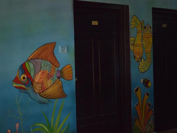 Santa Maria Hostel, Fort Kochi : photo 2 de la chambre lit dans dortoir 6 lits