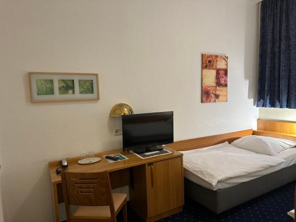 Centrum Hotel Commerz am Bahnhof Altona : photo 1 de la chambre chambre simple