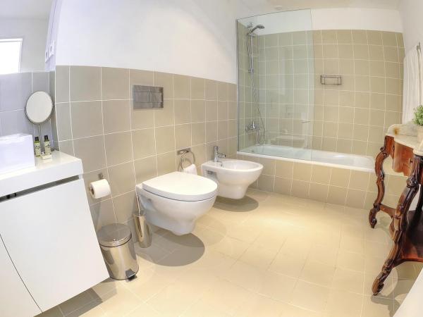 Casa das Laranjas : photo 6 de la chambre hébergement quarto do pátio