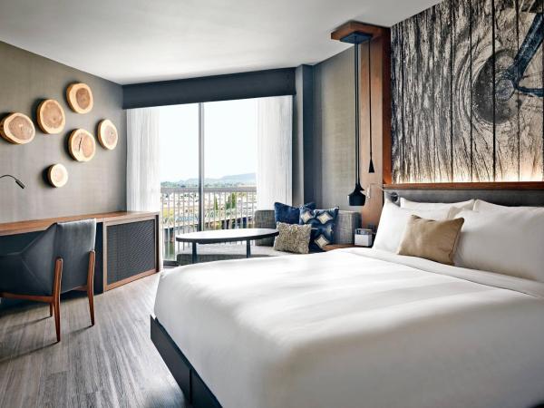 Portland Marriott Downtown Waterfront : photo 2 de la chambre guest room, 1 king, willamette river view