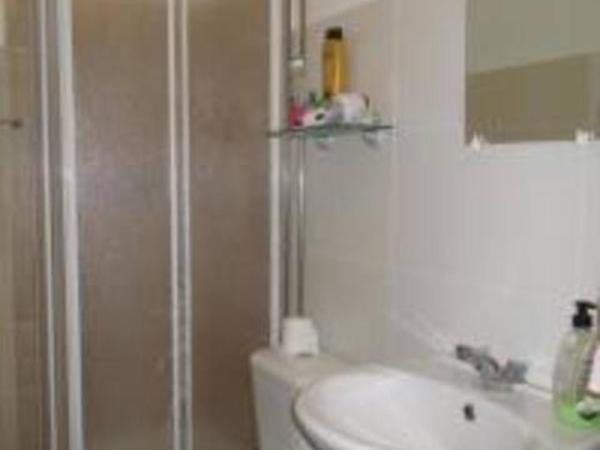 Quarto & Pasta Guesthouse : photo 8 de la chambre chambre quadruple