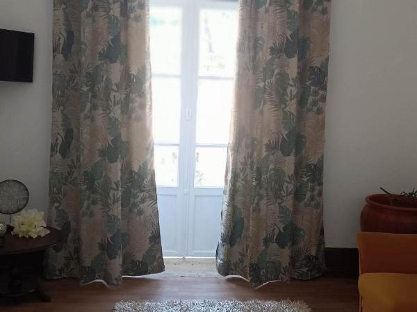 Quarto & Pasta Guesthouse : photo 8 de la chambre chambre double avec salle de bains commune