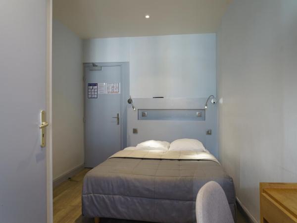 Hotel du Théatre : photo 9 de la chambre chambre double standard