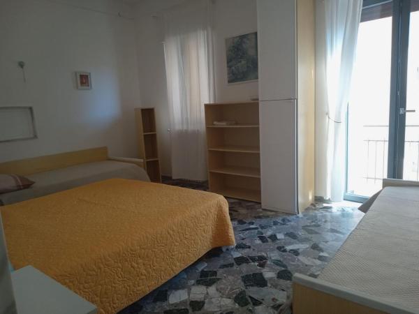 Dimora AnVi : photo 8 de la chambre chambre double avec salle de bains privative extérieure