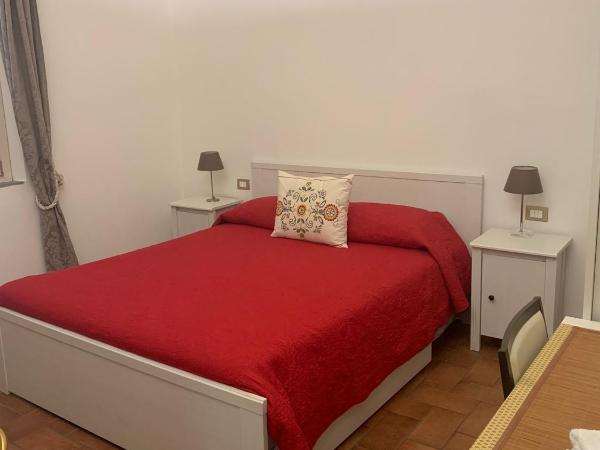 Relais Le Ortensie : photo 5 de la chambre chambre double avec salle de bains privative