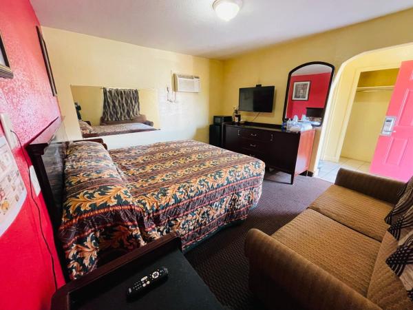 Royal Palms Motel : photo 4 de la chambre chambre lit king-size deluxe