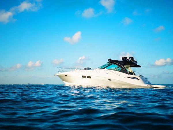 Yacht Cancun Rent & Tours : photo 2 de la chambre mobile home