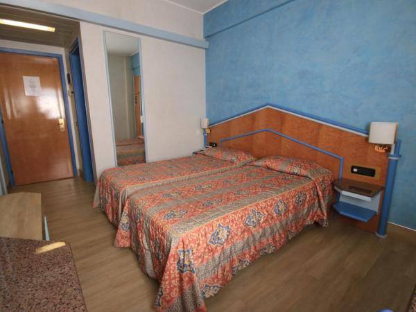 Hotel Lido : photo 2 de la chambre chambre lits jumeaux