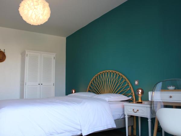 Le Jardin 51 : photo 7 de la chambre chambre double avec balcon