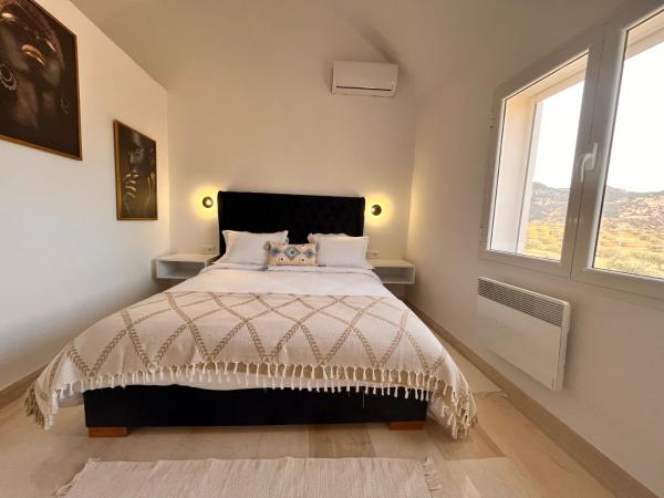 Villa a la montagne Hammamet : photo 8 de la chambre chambre lit queen-size deluxe