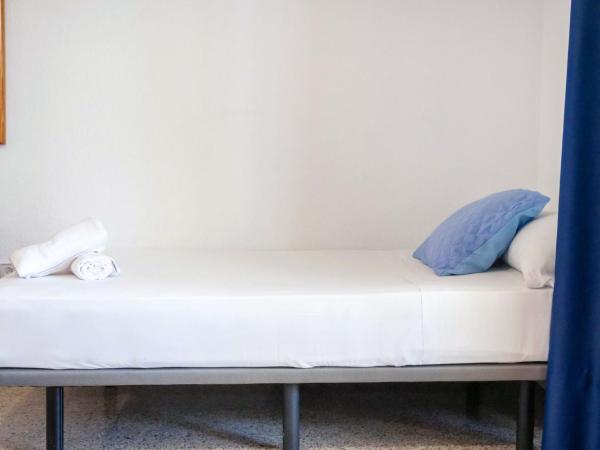 APARTAMENTOS PALASIET : photo 4 de la chambre studio