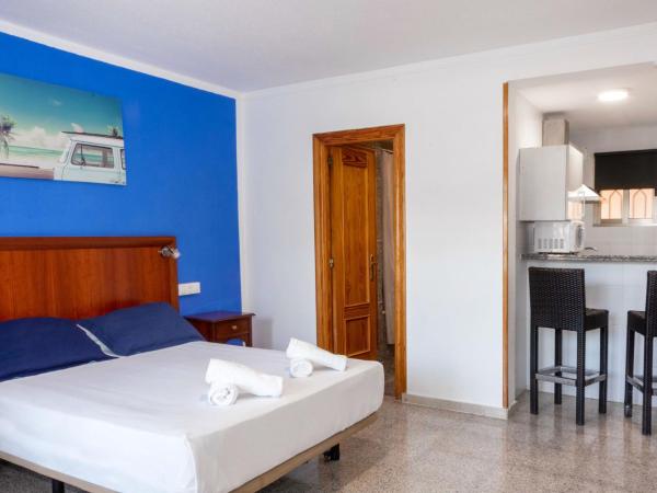 APARTAMENTOS PALASIET : photo 8 de la chambre studio