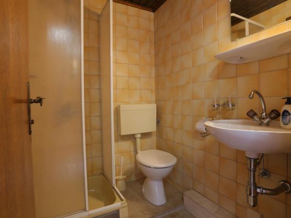 Apartments and rooms by the sea Nemira, Omis - 2781 : photo 6 de la chambre appartement 1 chambre avec terrasse - vue sur mer