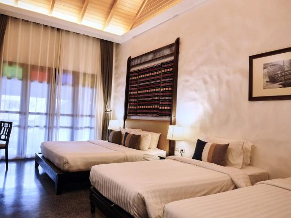 Thai Akara - Lanna Boutique Hotel -SHA Extra Plus : photo 2 de la chambre chambre familiale deluxe