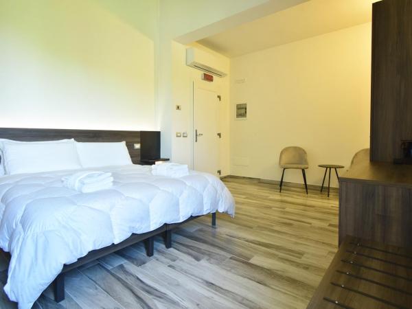 Royal Garden luxury rooms : photo 8 de la chambre chambre double supérieure