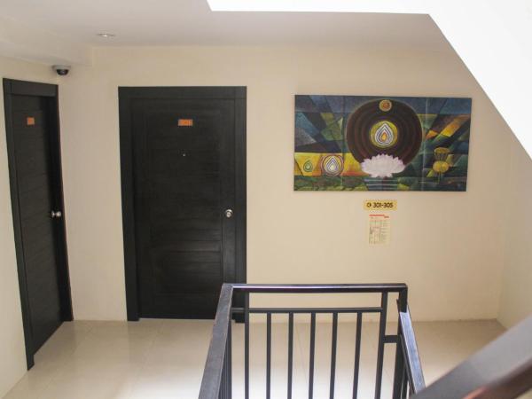 Lub Sbuy Hostel : photo 5 de la chambre lit dans dortoir mixte de 6 lits