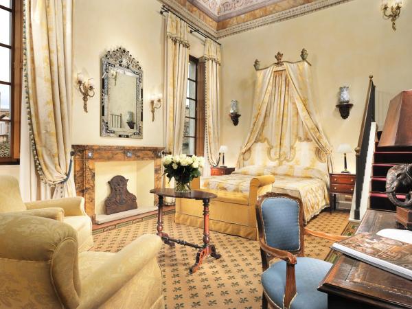 Grand Hotel Continental Siena - Starhotels Collezione : photo 2 de la chambre chambres communicantes