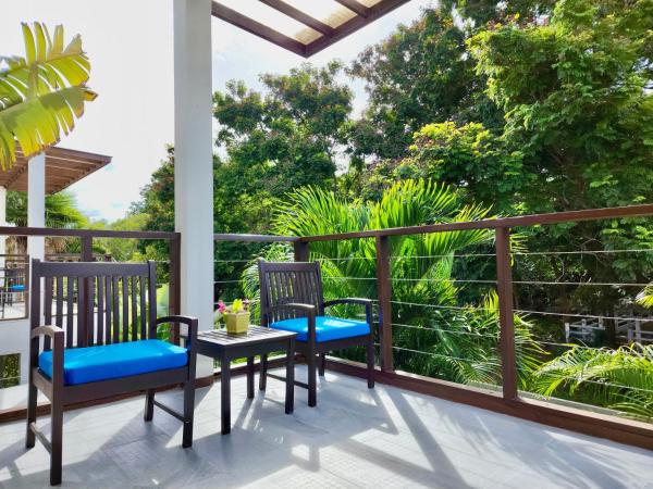 The Rock Hua Hin Beachfront Spa Resort : photo 5 de la chambre pearl suite spa-dinner package