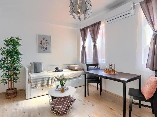 Hostel Monte Zaro : photo 8 de la chambre studio standard