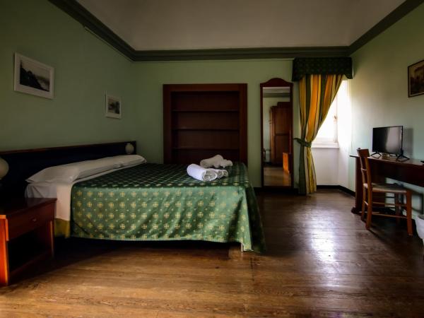 Hotel Villa Bonera : photo 1 de la chambre chambre triple
