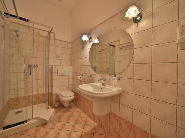 Villa Alexandra : photo 5 de la chambre chambre double